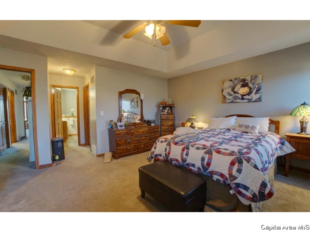 2617 Tartan Way Springfield, IL 62711 - Photo 12 of 27