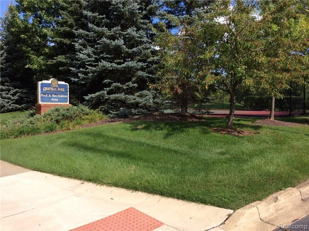 485 Springfield Drive Canton, MI 48188 - Photo 41 of 48 IMG_0097.JPG