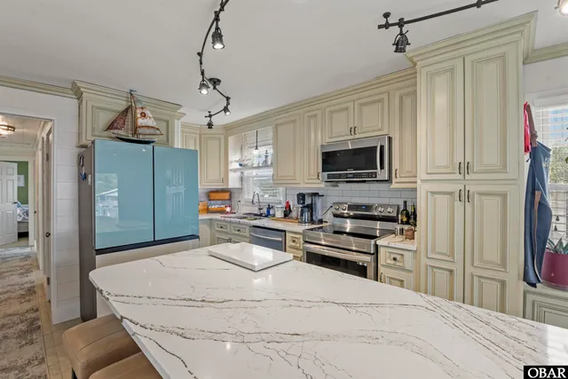 $565,000 | 220 Broadbay Drive, Unit 70, Kill Devil Hills, NC 27948