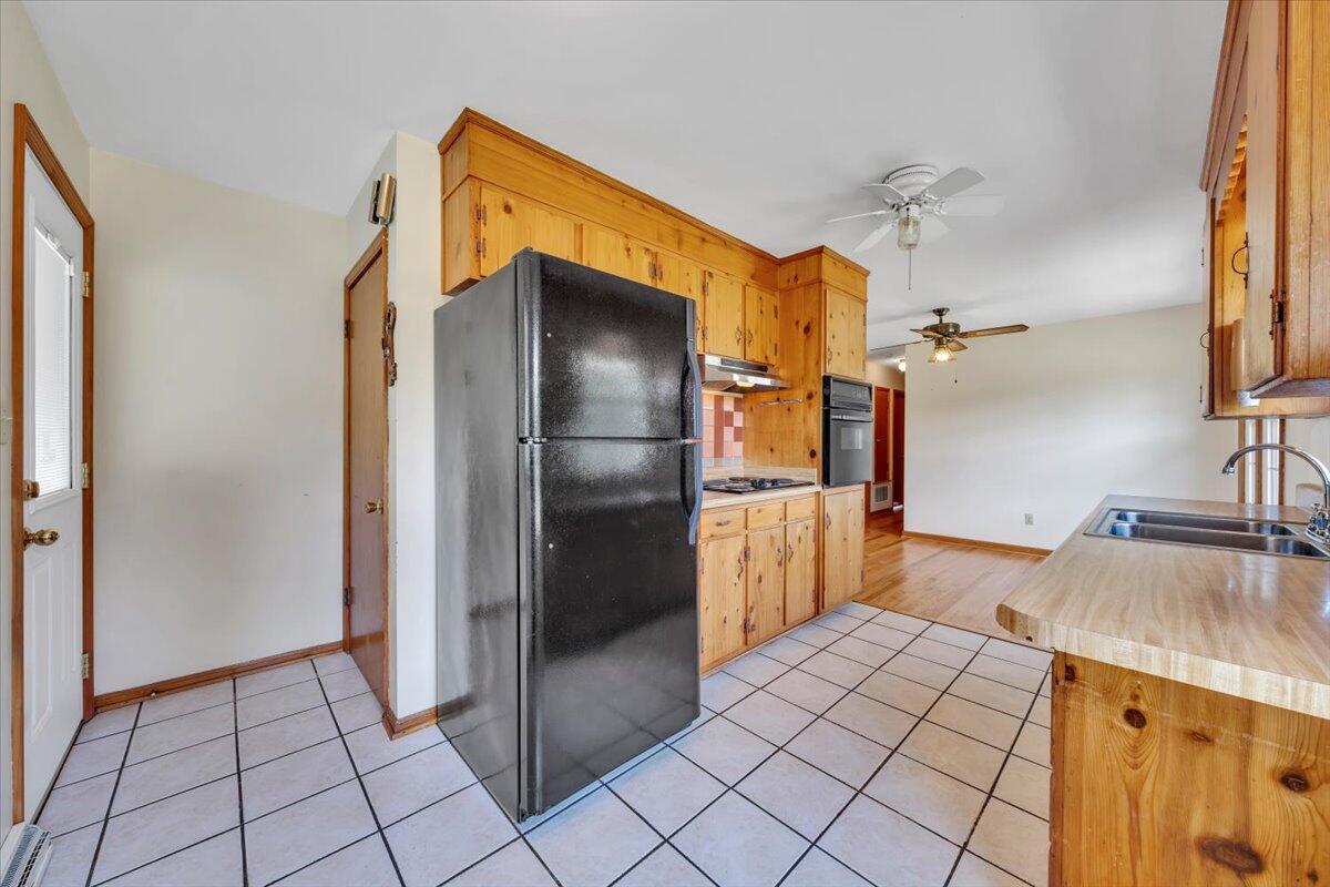 409 Decatur Circle Salem, VA 24153 - Photo 13 of 47 13-MIB06306