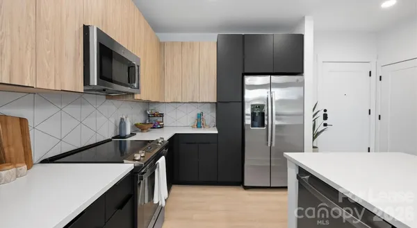 $2,107 | 4612 Gilead Street, Unit B9 1A, Charlotte, NC 28217