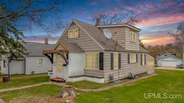 $169,900 | 317 Doraland Street, Kingsford, MI 49802