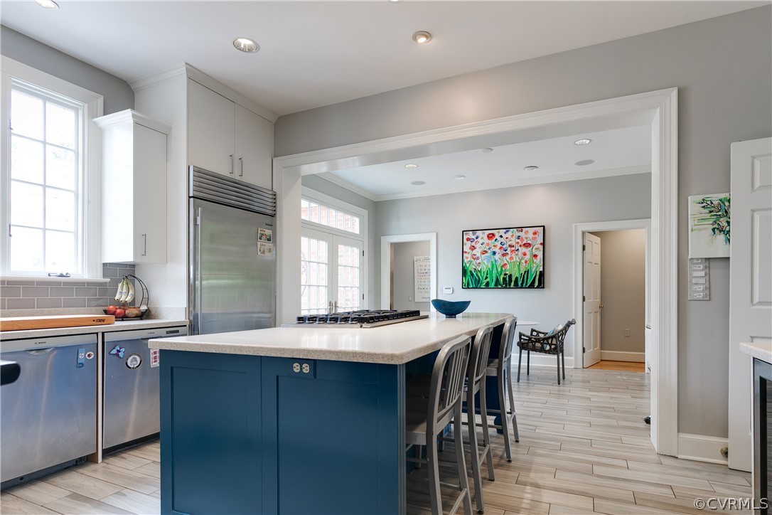 4208 Sulgrave Road Richmond, VA 23221 - Photo 22 of 50 Kitchen with island