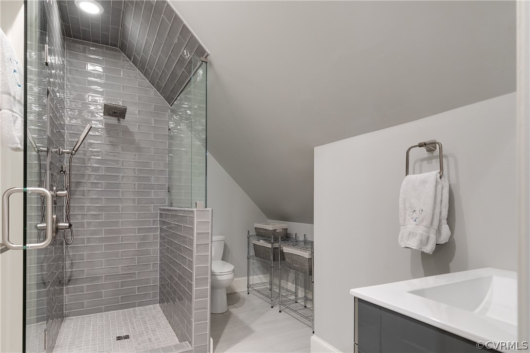 4208 Sulgrave Road Richmond, VA 23221 - Photo 41 of 50 Renovated Bath opens to Bedroom #4 + Rec Room