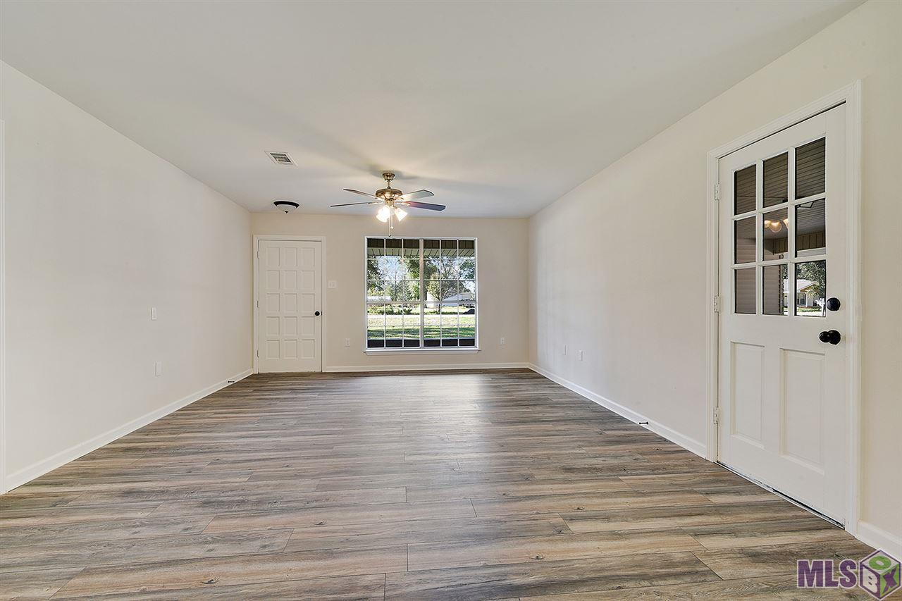 11010 Buxton Road St. Amant, LA 70774 - Photo 4 of 11 Gallery Image 4