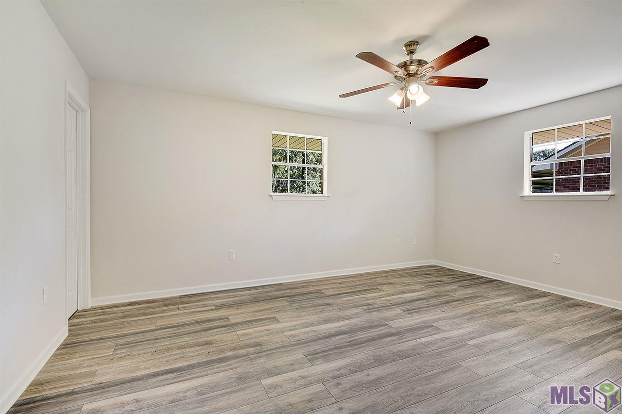 11010 Buxton Road St. Amant, LA 70774 - Photo 7 of 11 Gallery Image 7