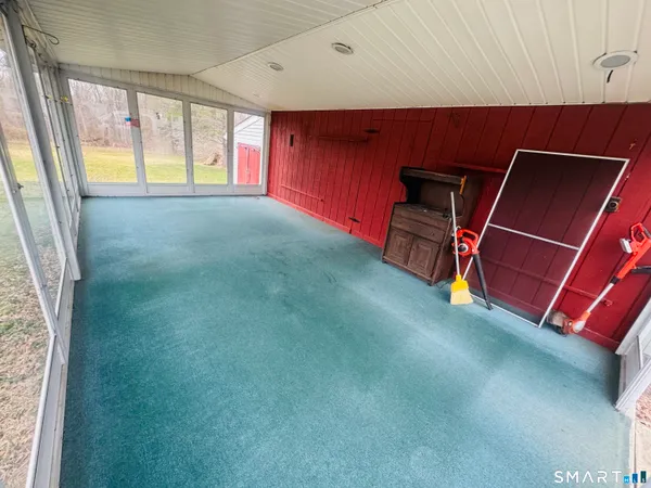 $279,900 | 99 Squaw Rock Road, Plainfield, CT 06354