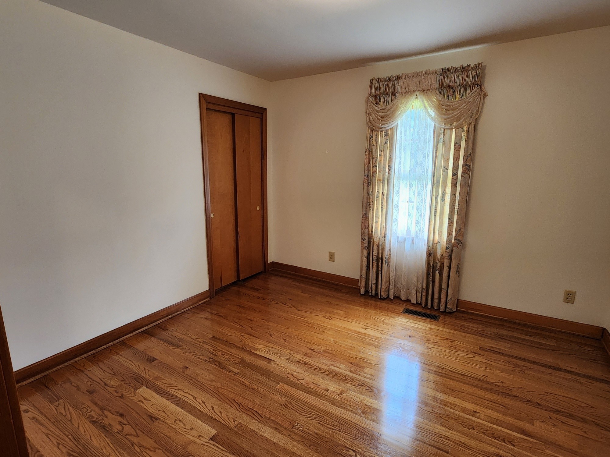 1036 Old Bottom Road Lafayette, TN 37083 - Photo 22 of 36 Gallery Image 22