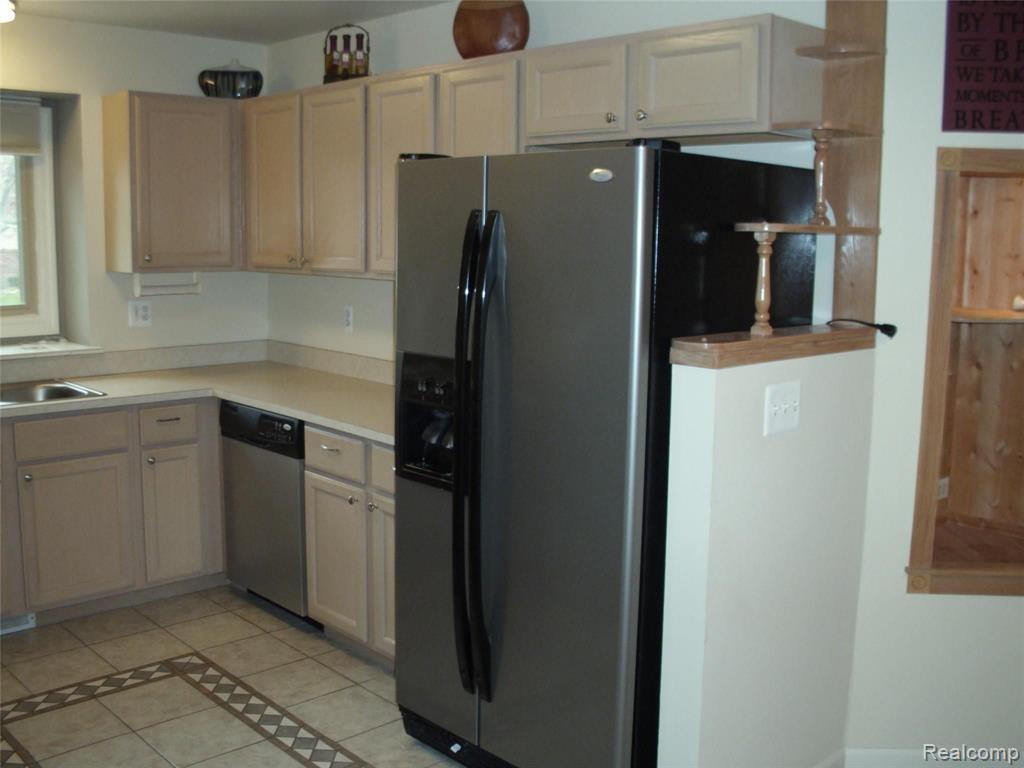 16841 Country Ridge Lane Macomb, MI 48044 - Photo 25 of 76
