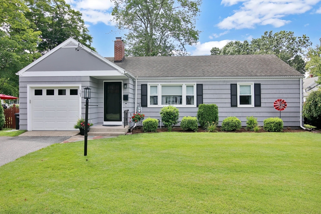107 Barrington Road Longmeadow, MA 01106 - Photo 1 of 42 Gallery Image 1