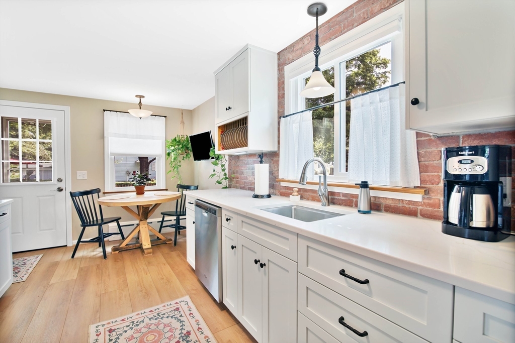 107 Barrington Road Longmeadow, MA 01106 - Photo 11 of 42 Gallery Image 11