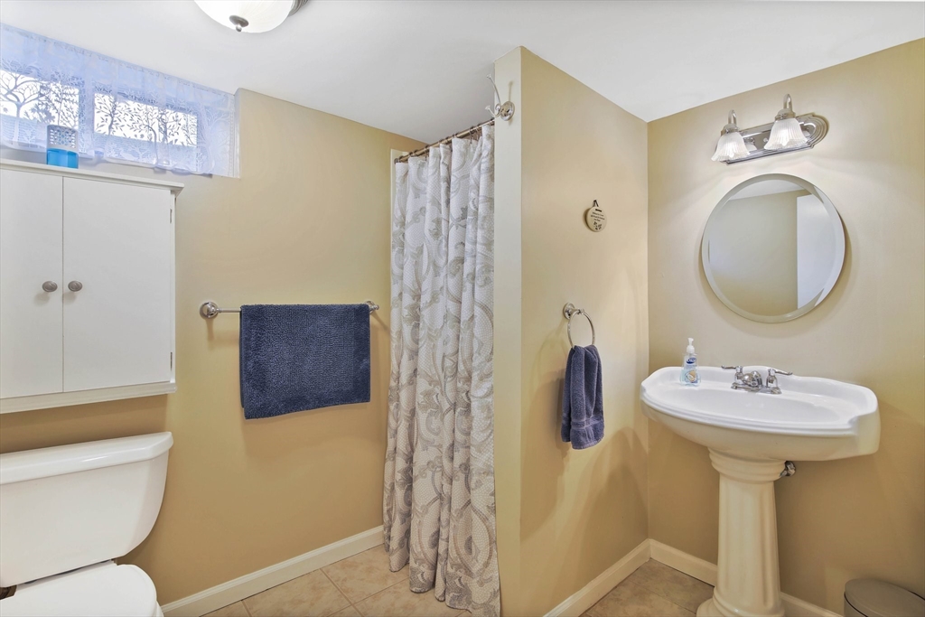 107 Barrington Road Longmeadow, MA 01106 - Photo 28 of 42 Gallery Image 28