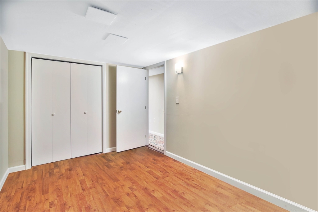 107 Barrington Road Longmeadow, MA 01106 - Photo 29 of 42 Gallery Image 29
