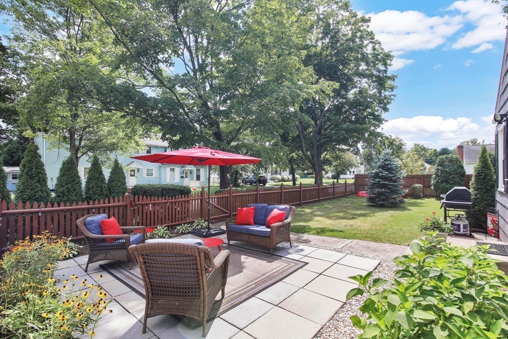 107 Barrington Road Longmeadow, MA 01106 - Photo 33 of 42 Gallery Image 33