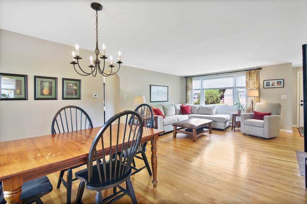 107 Barrington Road Longmeadow, MA 01106 - Photo 8 of 42 Gallery Image 8