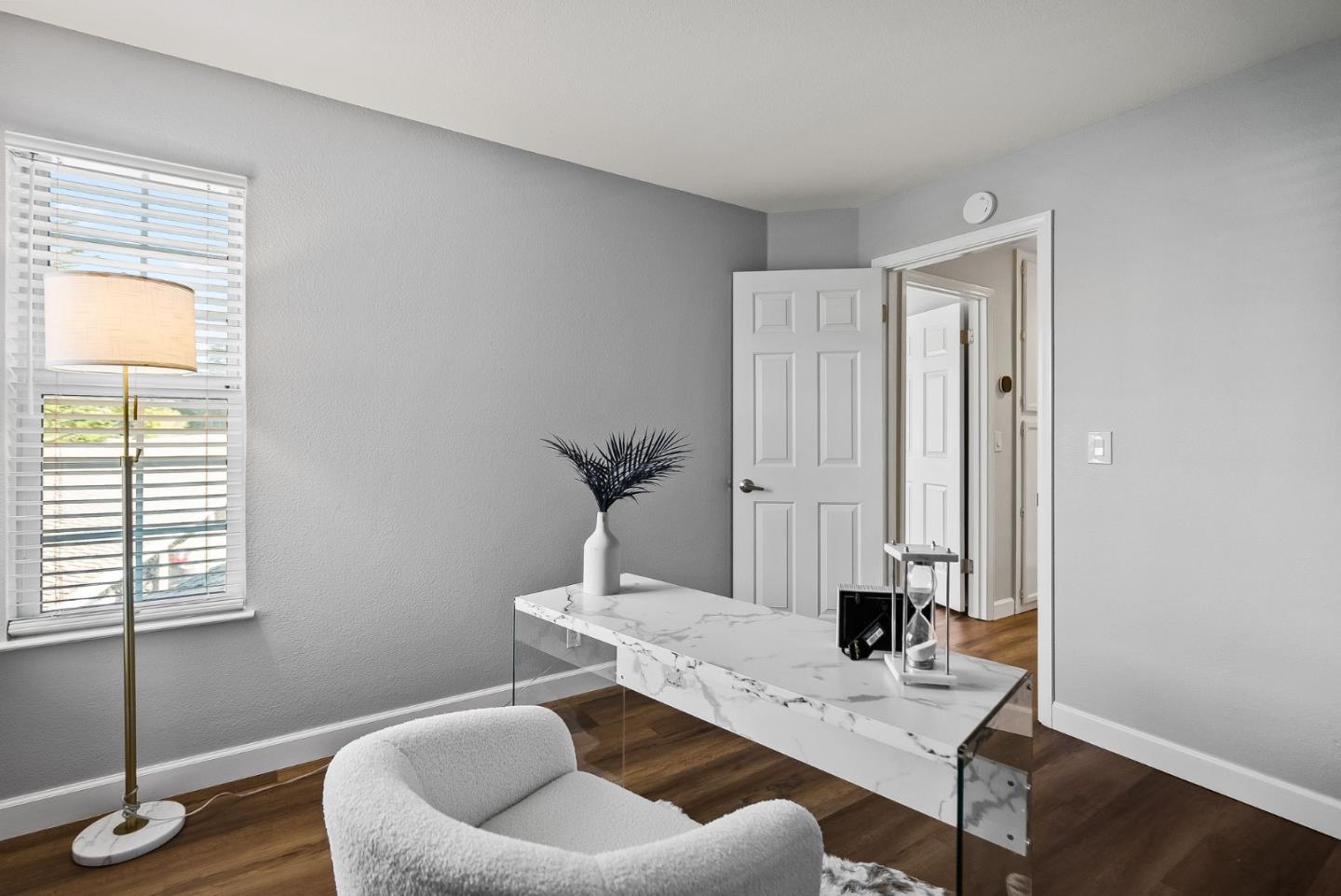 300 Troon Way Half Moon Bay, CA 94019 - Photo 29 of 50 a workspace with furniture and window