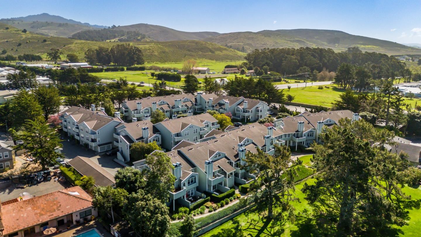300 Troon Way Half Moon Bay, CA 94019 - Photo 41 of 50 an aerial view of residential house with an outdoor space and mountain view