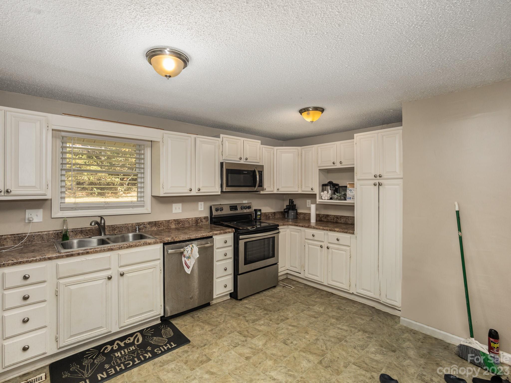 201 Williams Rescue Road Indian Trail, NC 28079 - Photo 11 of 32 Gallery Image 11