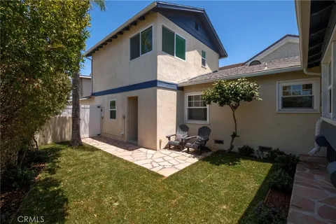 $1,949,000 | 1300 South Gertruda Avenue, Redondo Beach, CA 90277