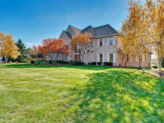 7N166 Lancaster Road St. Charles, IL 60175 - Photo 2 of 22