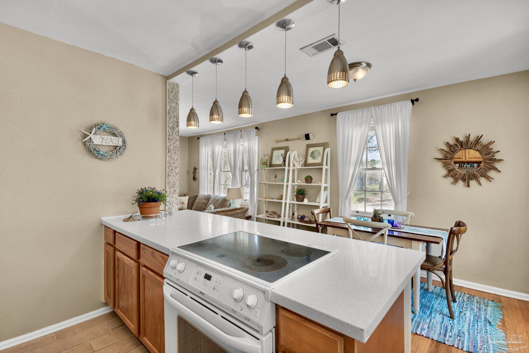 304 Flannan Road Pensacola, FL 32507 - Photo 12 of 38 Gallery Image 12