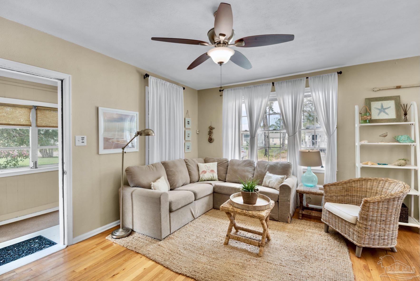304 Flannan Road Pensacola, FL 32507 - Photo 5 of 38 Gallery Image 5