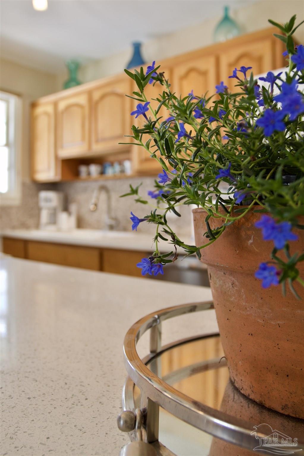 304 Flannan Road Pensacola, FL 32507 - Photo 8 of 38 Gallery Image 8