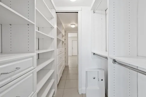 $3,200 | 1051 Hillsboro Mile, Unit 305E, Hillsboro Beach, FL 33062