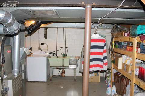 5138 East Carpenter Road Flint, MI 48506 - Photo 64 of 70 20421497-63.JPG
