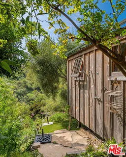 $4,250,000 | 5787 Calpine Drive, Malibu, CA 90265