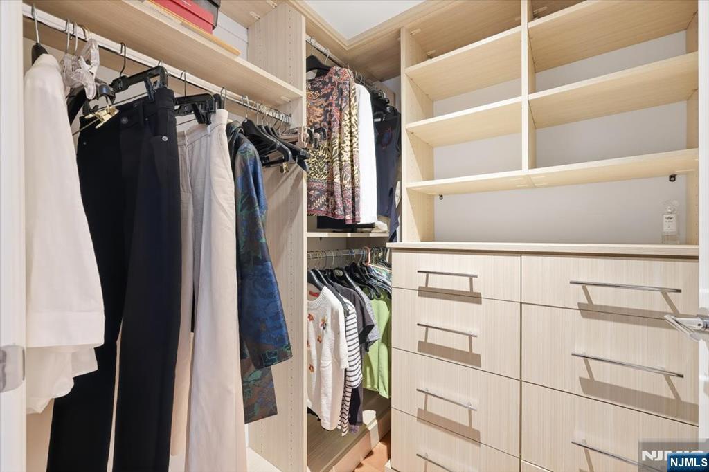 1201 Rio Vista Drive Mahwah, NJ 07430 - Photo 19 of 50