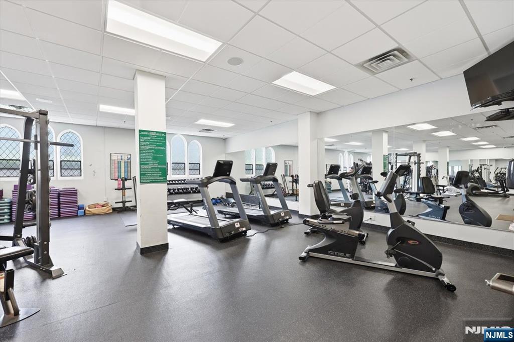 1201 Rio Vista Drive Mahwah, NJ 07430 - Photo 29 of 50