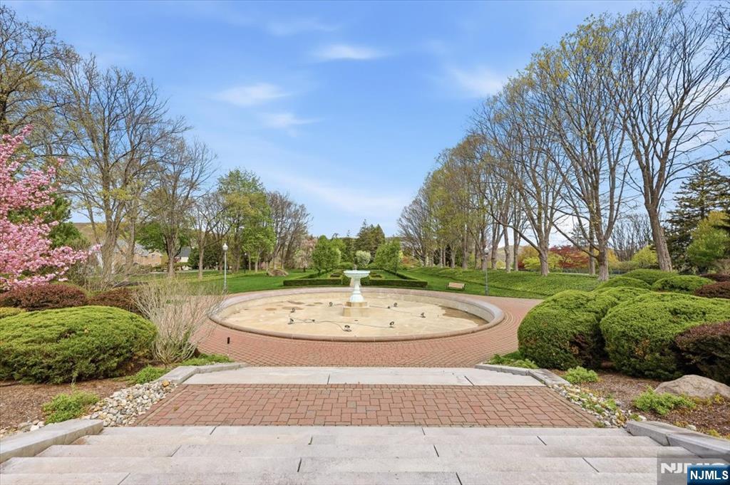 1201 Rio Vista Drive Mahwah, NJ 07430 - Photo 40 of 50