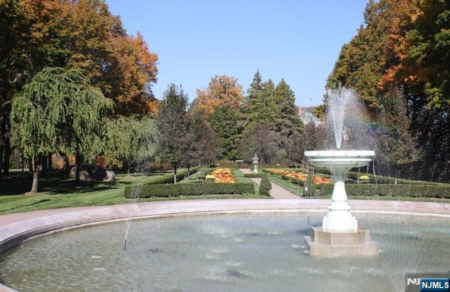 1201 Rio Vista Drive Mahwah, NJ 07430 - Photo 41 of 50