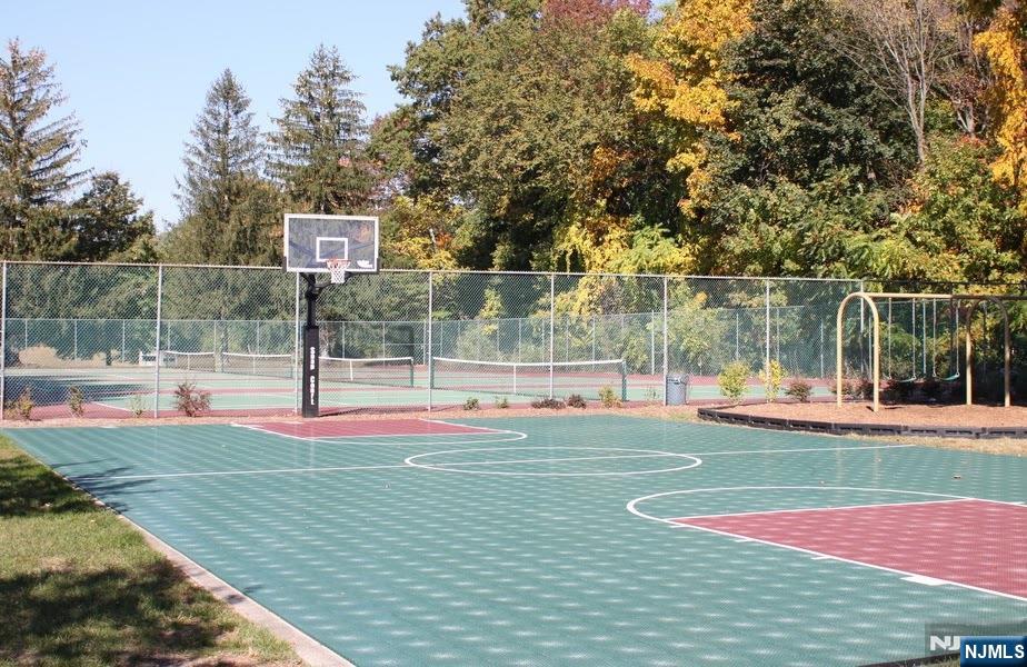 1201 Rio Vista Drive Mahwah, NJ 07430 - Photo 42 of 50