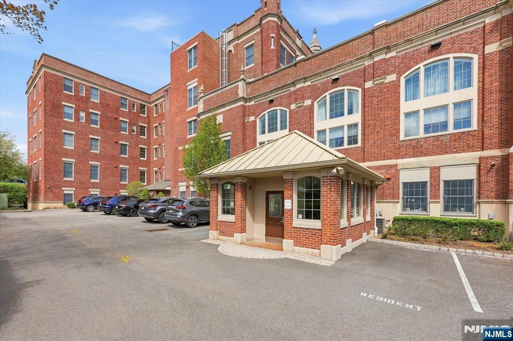 1201 Rio Vista Drive Mahwah, NJ 07430 - Photo 46 of 50