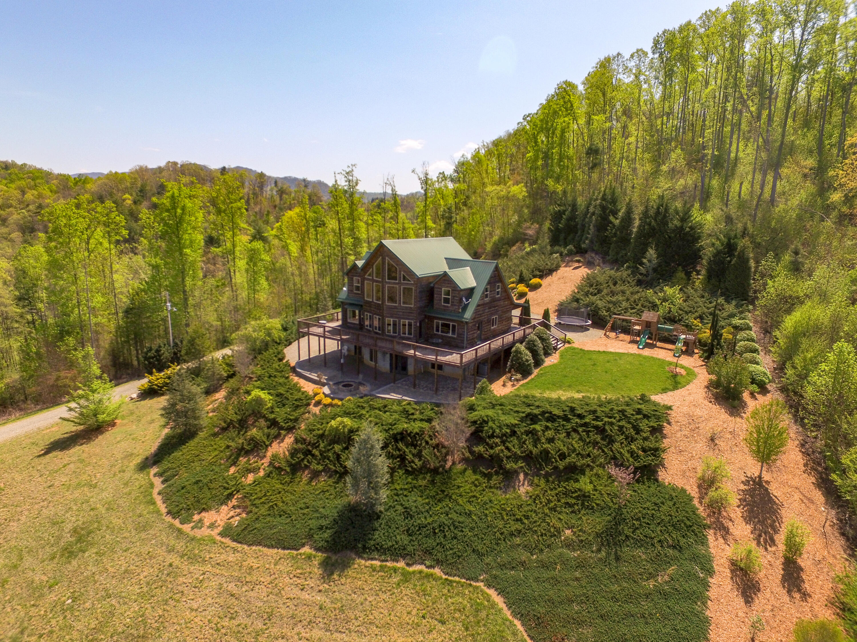 3302 Buntontown Road Butler, TN 37640 - Photo 4 of 39 DJI_0009-2