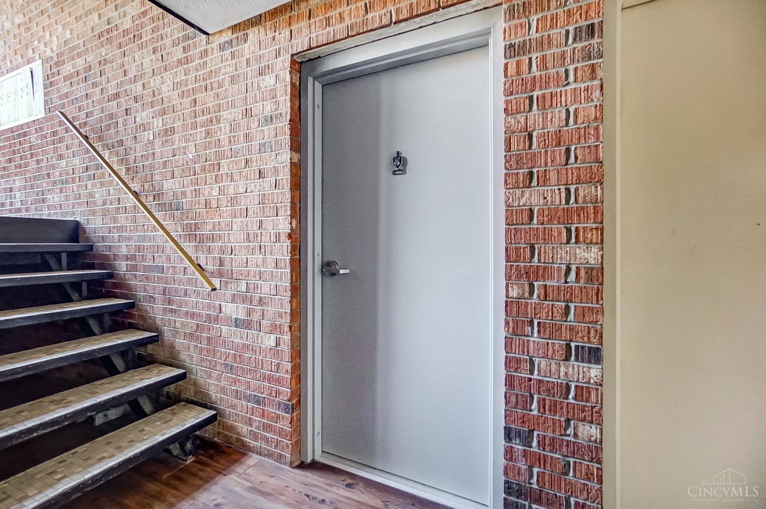 6649 Hearne Road, Unit 157 Cincinnati, OH 45248 - Photo 2 of 25 Gallery Image 2