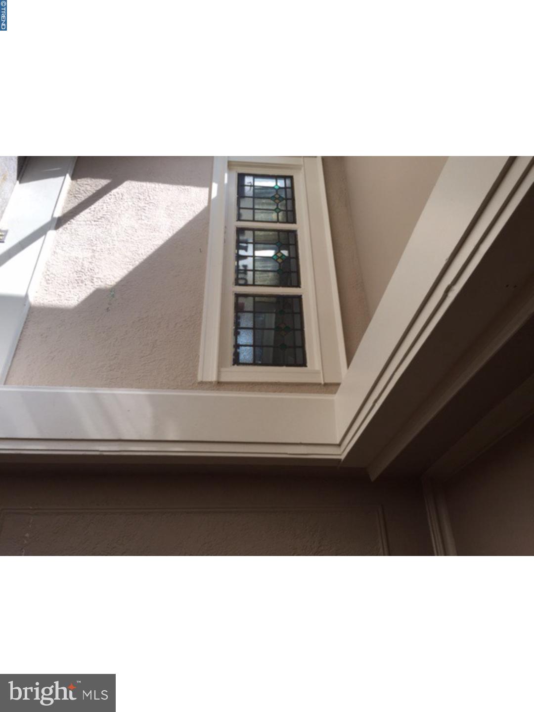 713 Kenmore Road Philadelphia, PA 19151 - Photo 5 of 22 Foyer