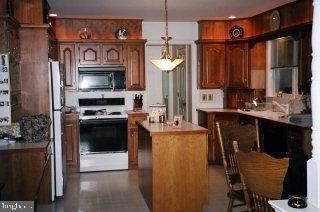 406 Windy Tor Road Leola, PA 17540 - Photo 7 of 8