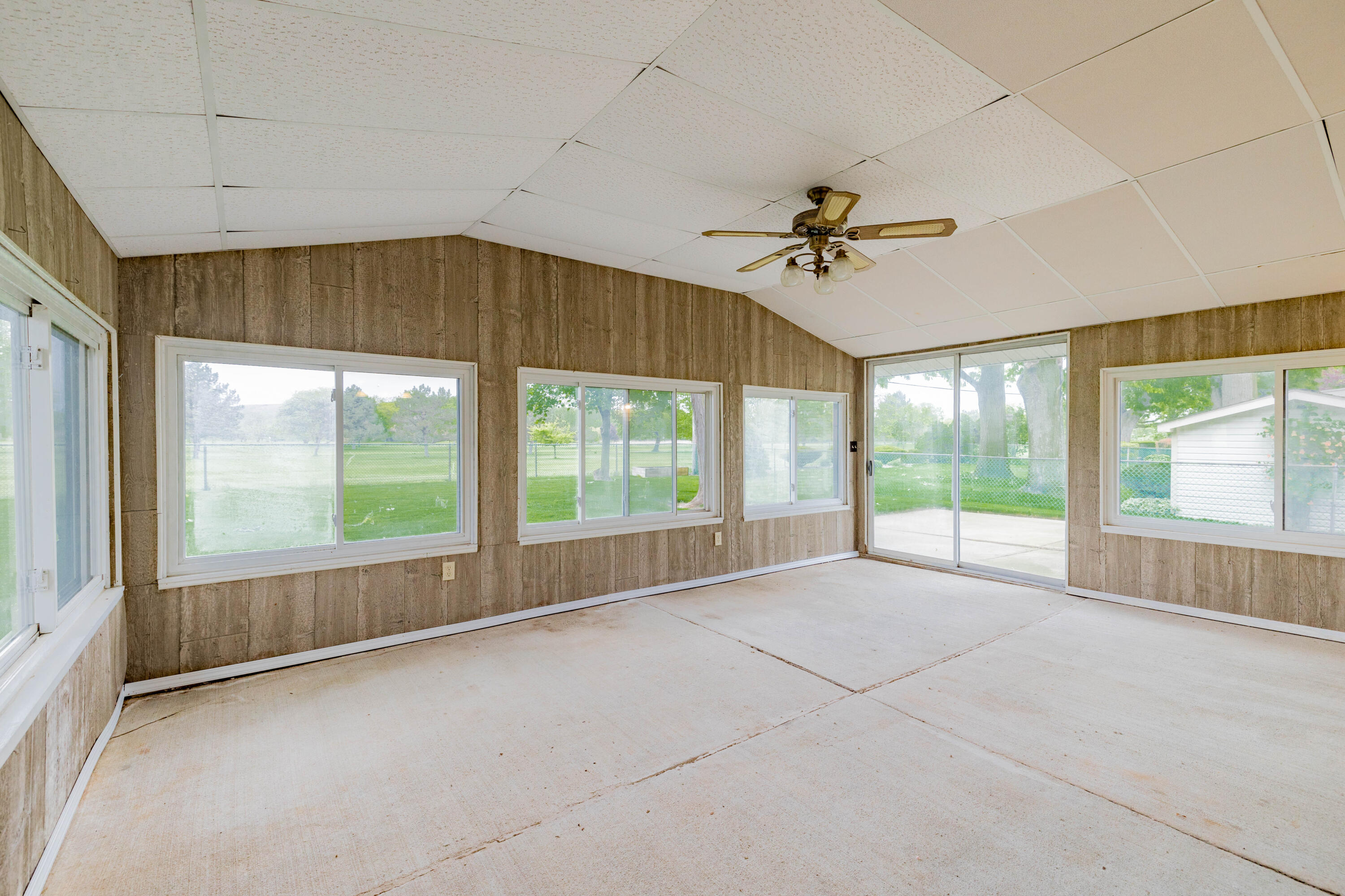 20214 Coachwood Road Riverview, MI 48193 - Photo 20 of 41 20214 Coachwood, Riverview (21 of 43)