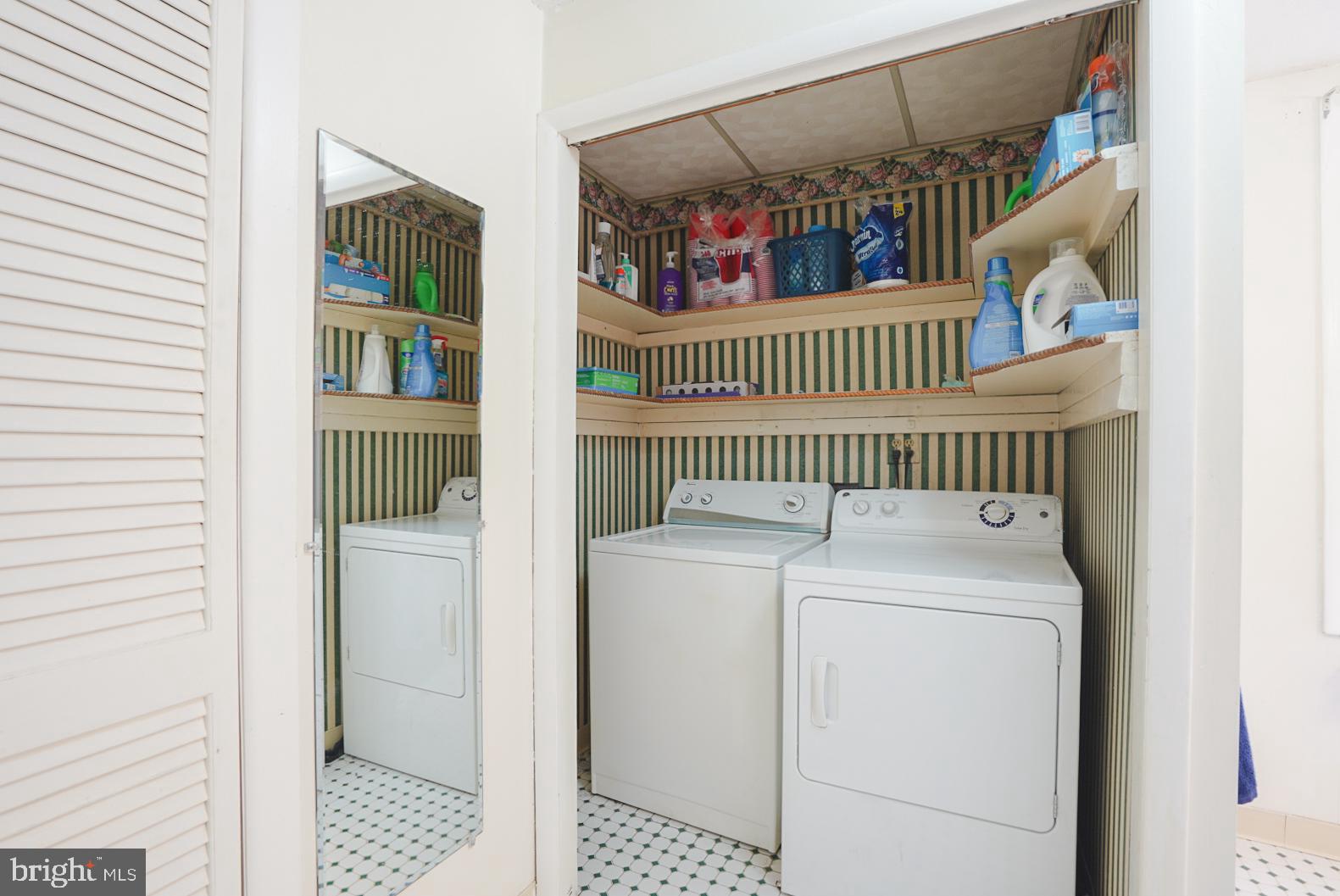1501 Light Street Baltimore, MD 21230 - Photo 11 of 16 full size Laundry Room in unit