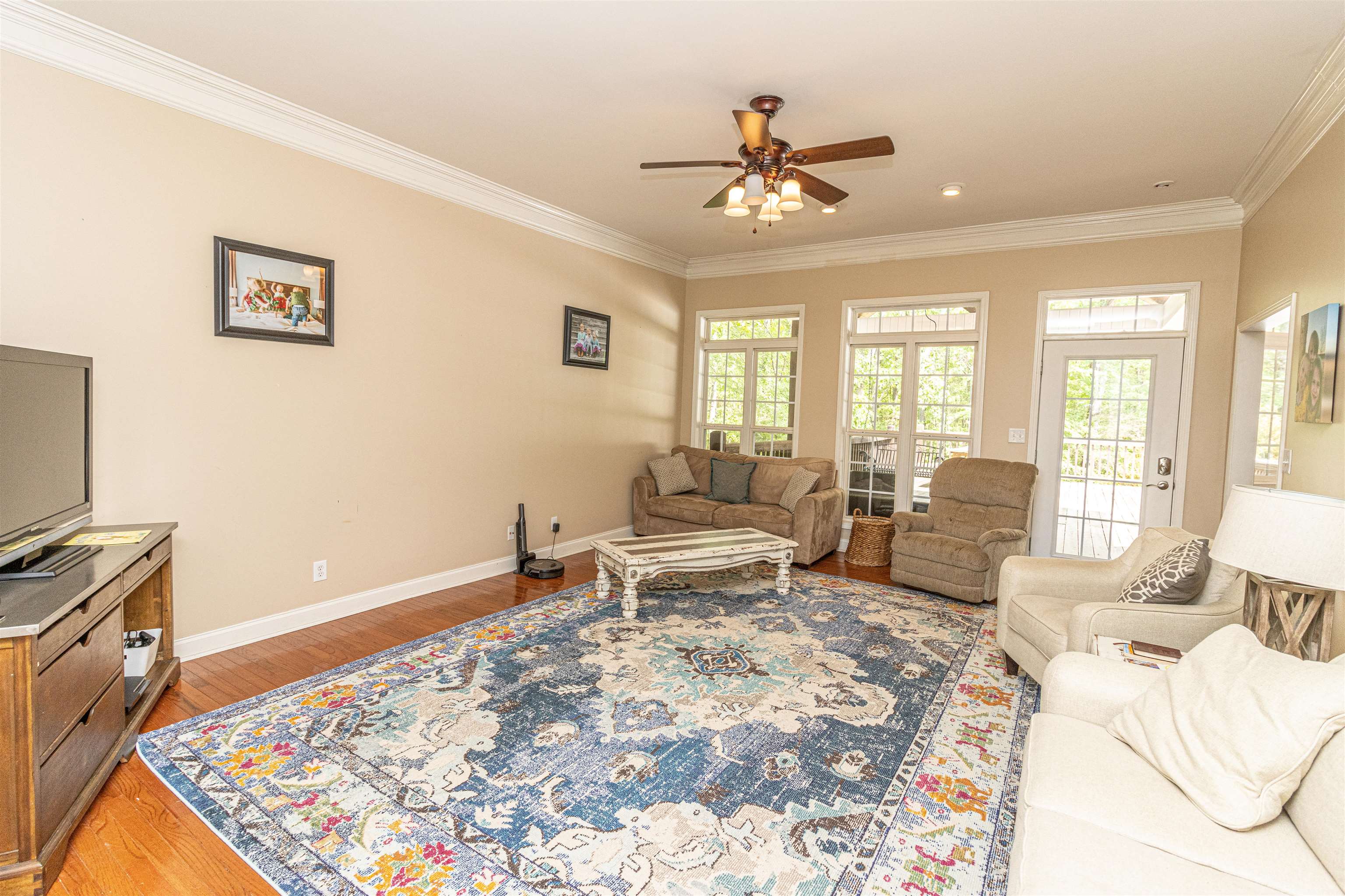3501 Blue Bird Lane Corinth, MS 38834 - Photo 3 of 25 a living room with furniture and a flat screen tv