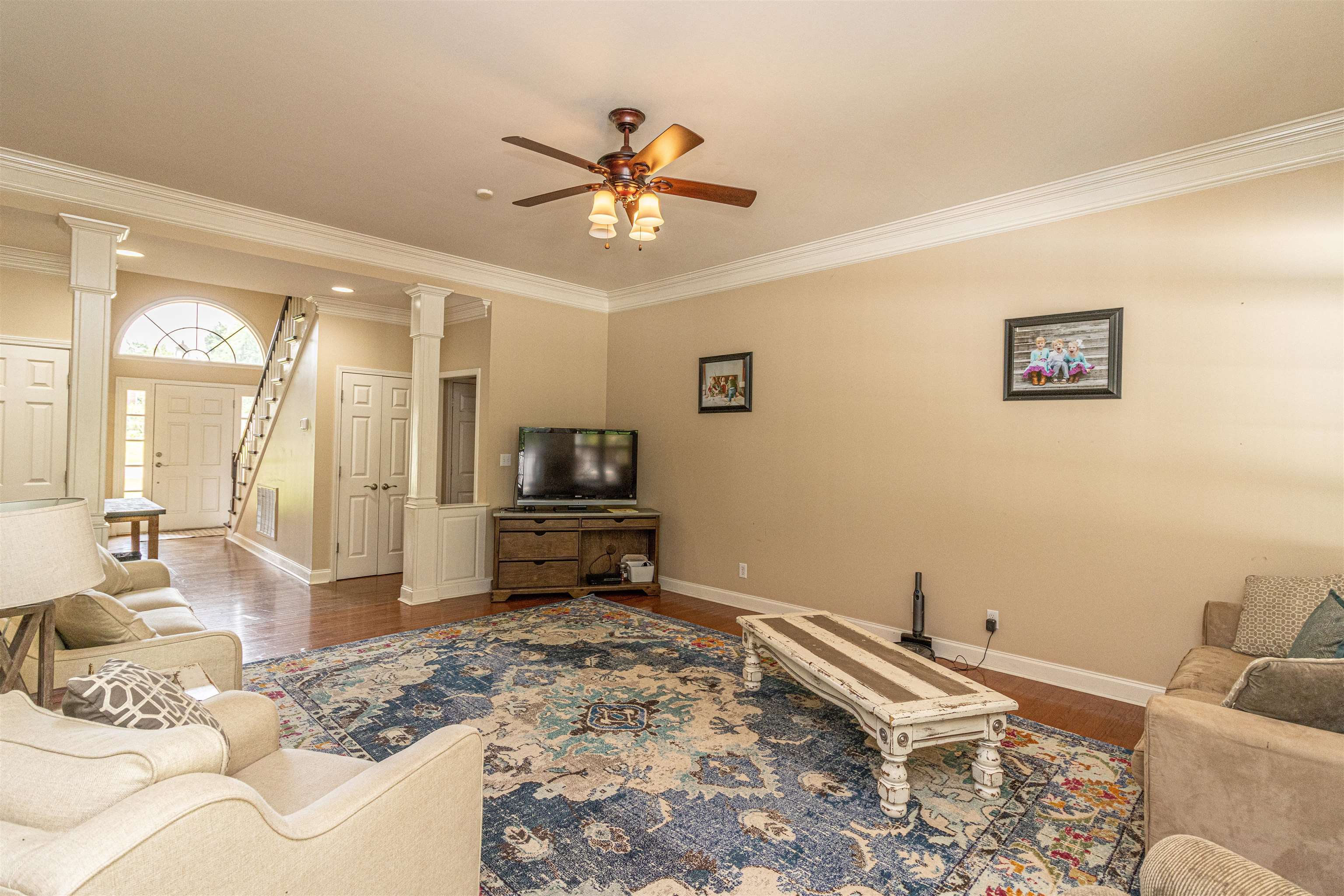 3501 Blue Bird Lane Corinth, MS 38834 - Photo 4 of 25 a living room with furniture and a flat screen tv