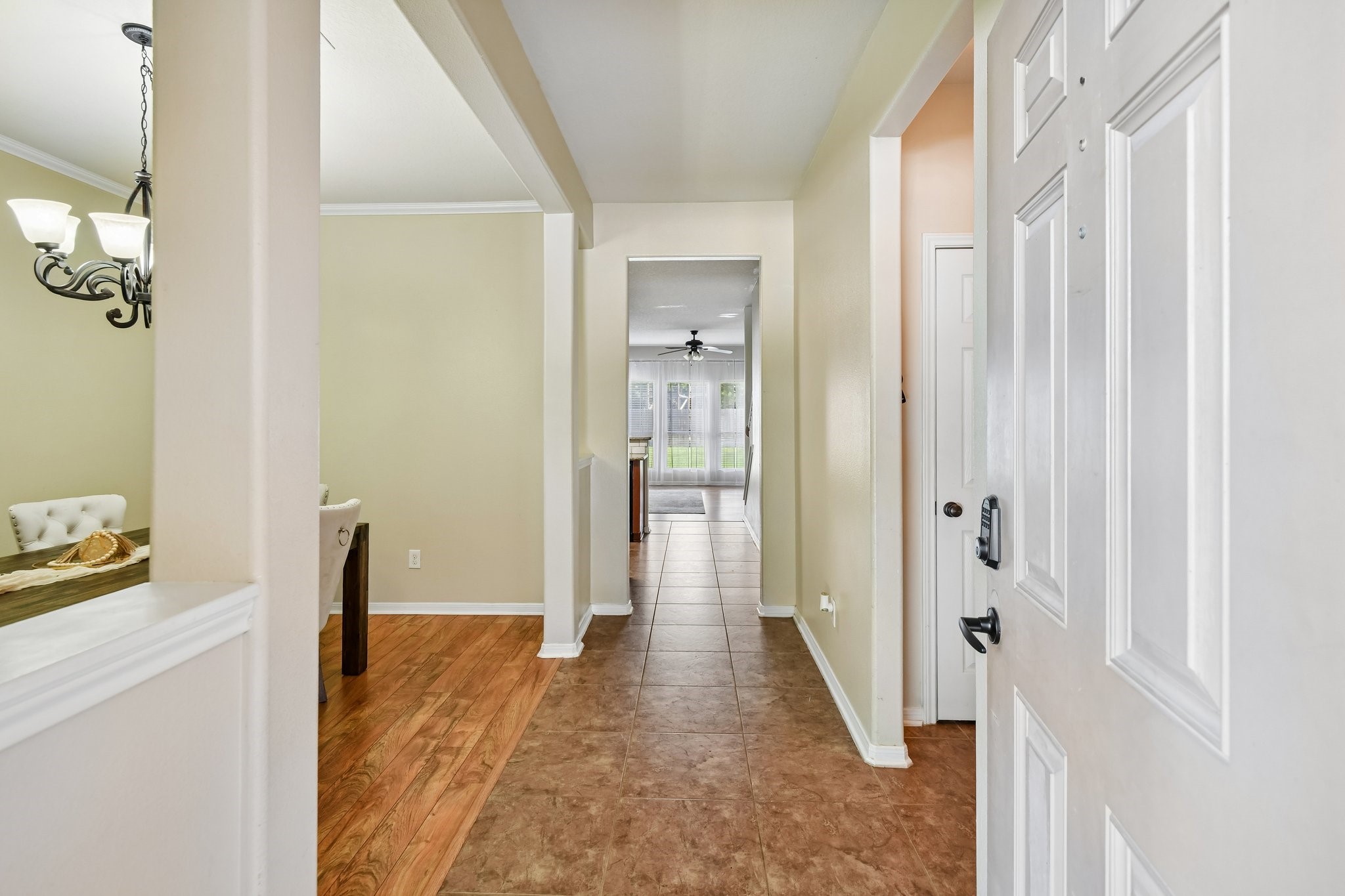 1018 Orie Court Spring, TX 77373 - Photo 9 of 40