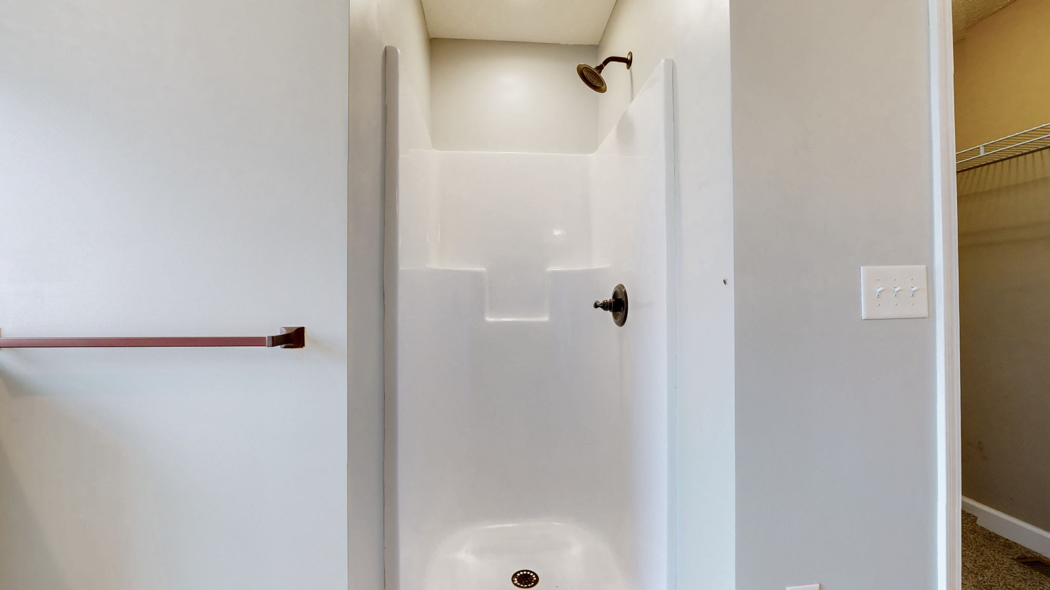 574 Keytown Road Portland, TN 37148 - Photo 24 of 45 a bathroom with a shower