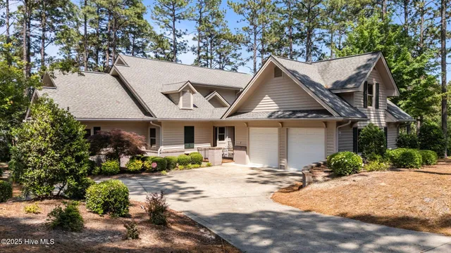 $1,569,000 | 26 Cumberland Drive, Pinehurst, NC 28374
