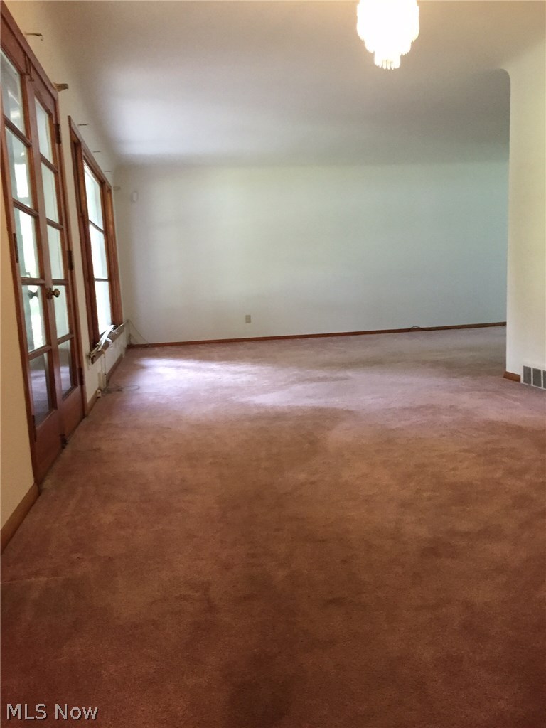 601 Trebisky Road Cleveland, OH 44143 - Photo 5 of 15