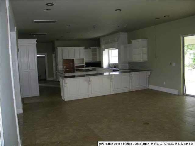 1634 Genola Road Clinton, LA 70722 - Photo 3 of 11 Gallery Image 3