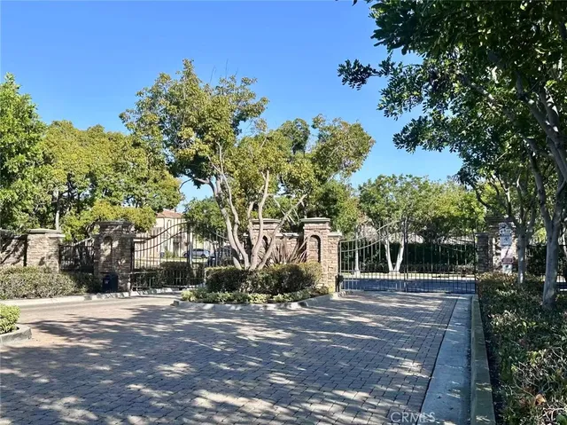 $5,775 | 1320 Corte Alemano, Costa Mesa, CA 92626